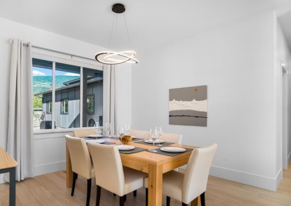 Dining room with modern chandelier