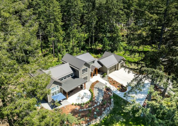 Drone view of custom built Duncan home