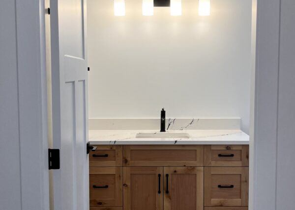 Powder room with floating vanity